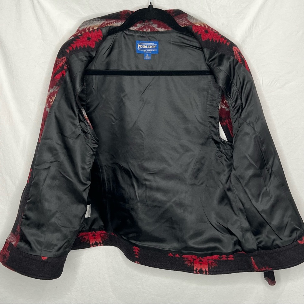 Pendleton Black and Red Patterned Vest - image 6